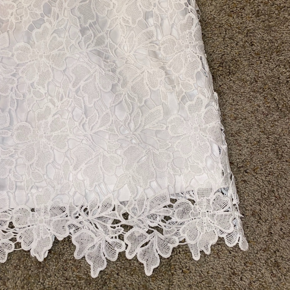 NEW with Tags: Sleepless Lace Bodycon Dress in White- Size Small - Picture 4 of 8